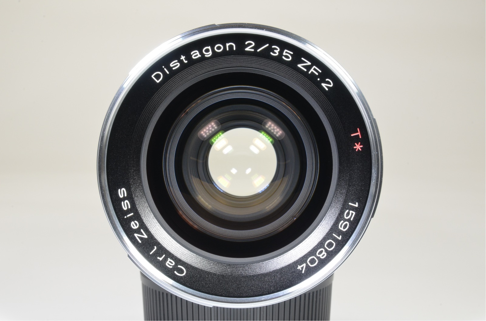 Carl Zeiss Distagon T* 35mm F2 ZF.2 Lens for Nikon F mount Never
