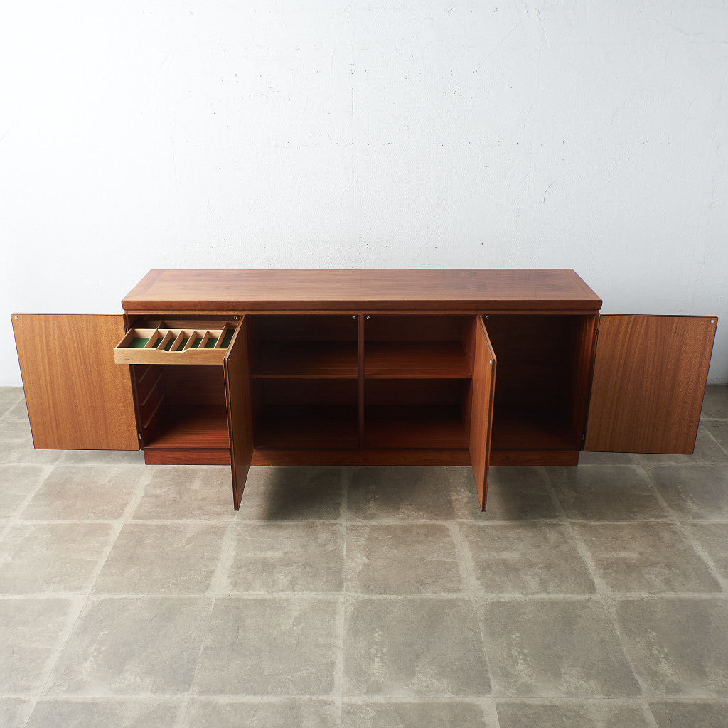 北欧ビンテージ スコービー/Skovby チーク材サイドボード デンマーク