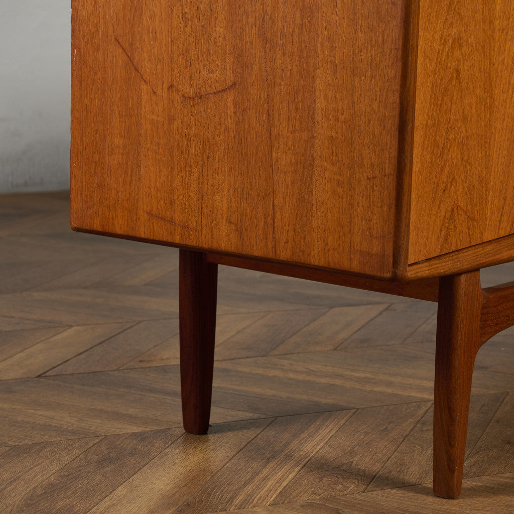 ○ ピッツァ G-PLAN Fresco脚付きサイドボード ○ ピッツァ G-PLAN