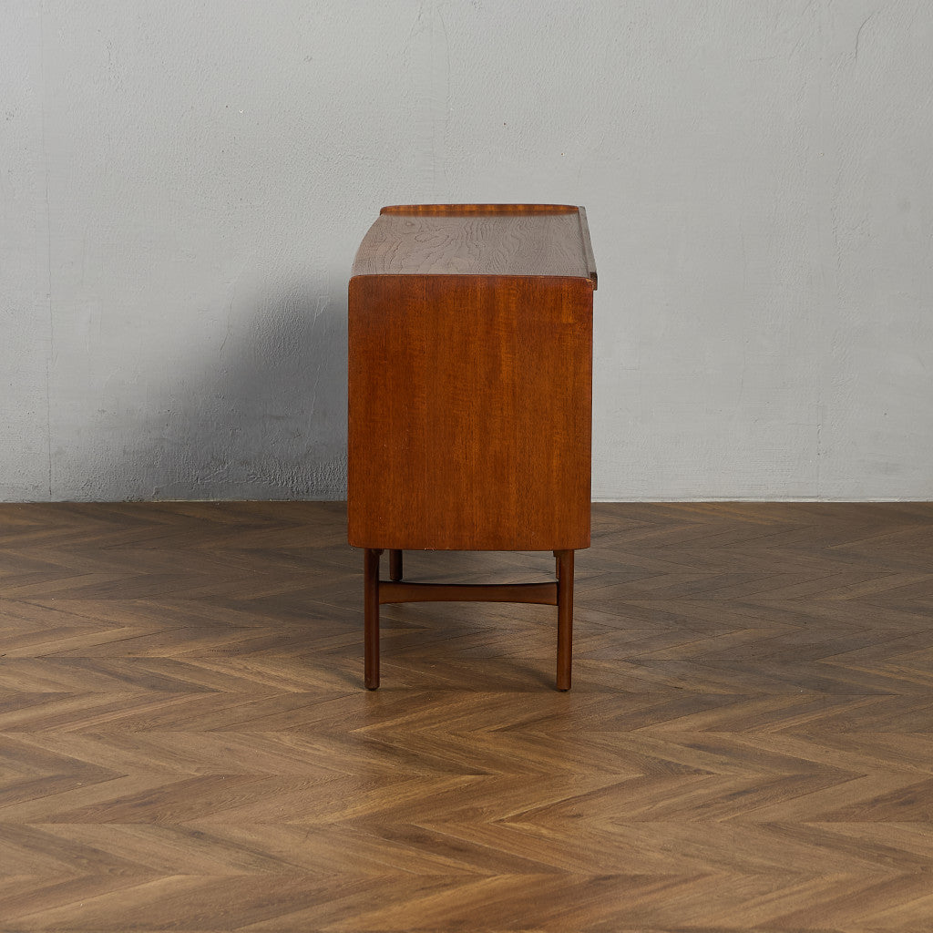 イギリス ヴィンテージ サイドボード #97264 – camori ヴィンテージ