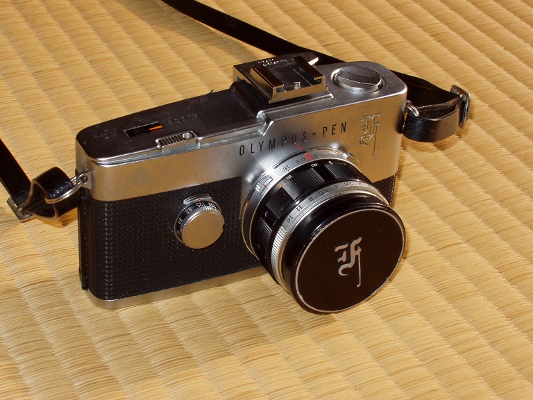 OLYMPUS PEN FTフィルムカメラ 一眼レフ ハーフサイズ 38mm わたしの