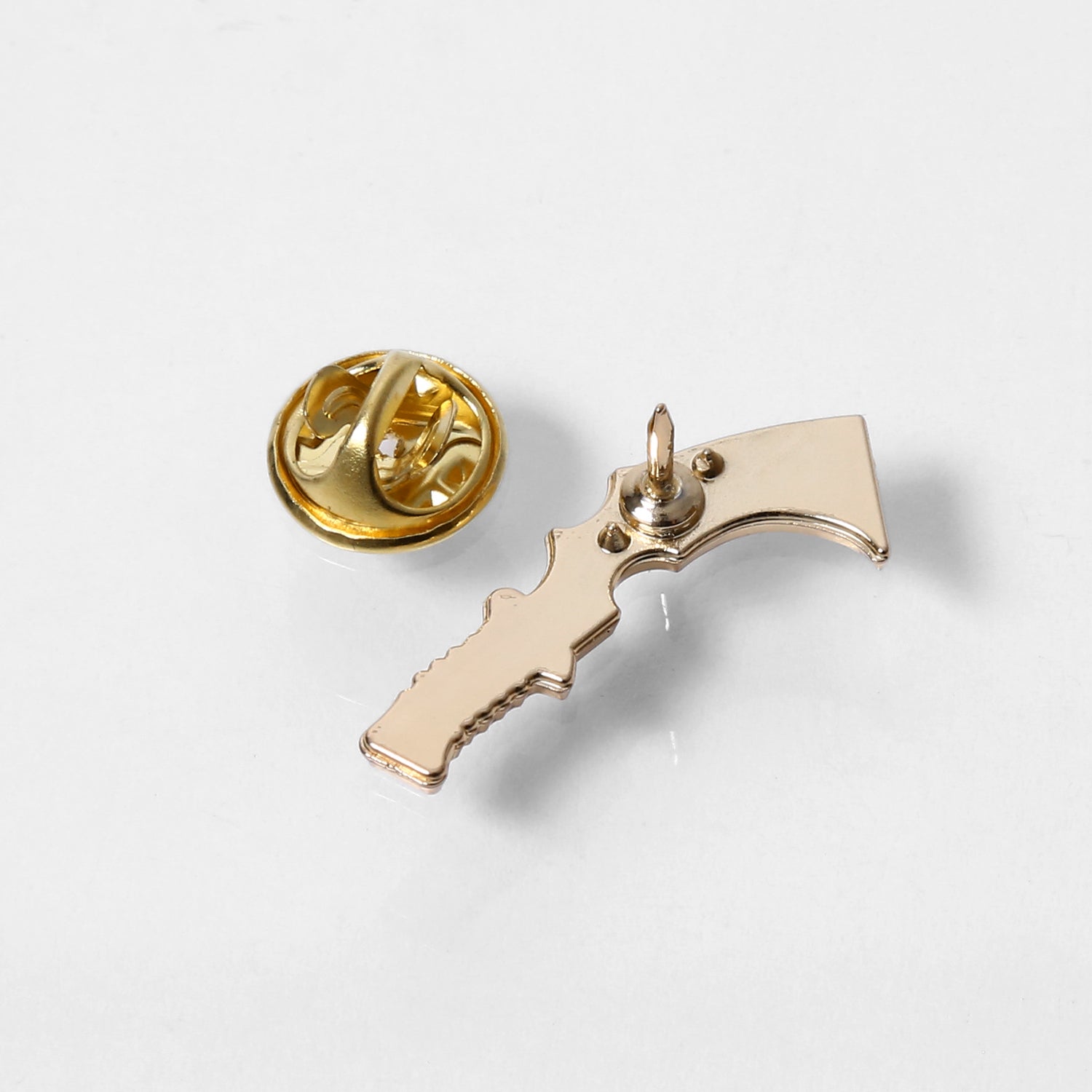 武器モチーフピンバッジ〈全9種〉（ファイナルファンタジーIX） – CALTLA