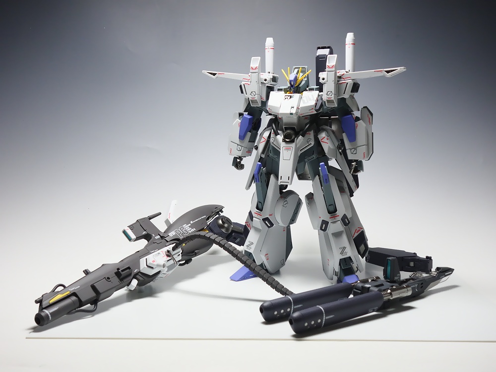 プレミアム完成品】バンダイ MG 1/100 FAZZ Ver.Ka | プラモデル
