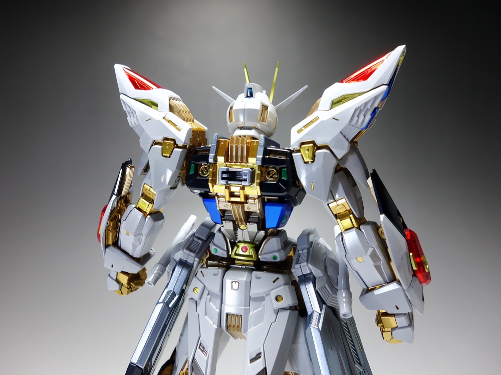 チタニウムフィニッシュテイスト全塗装【プレシャス完成品】 バンダイ