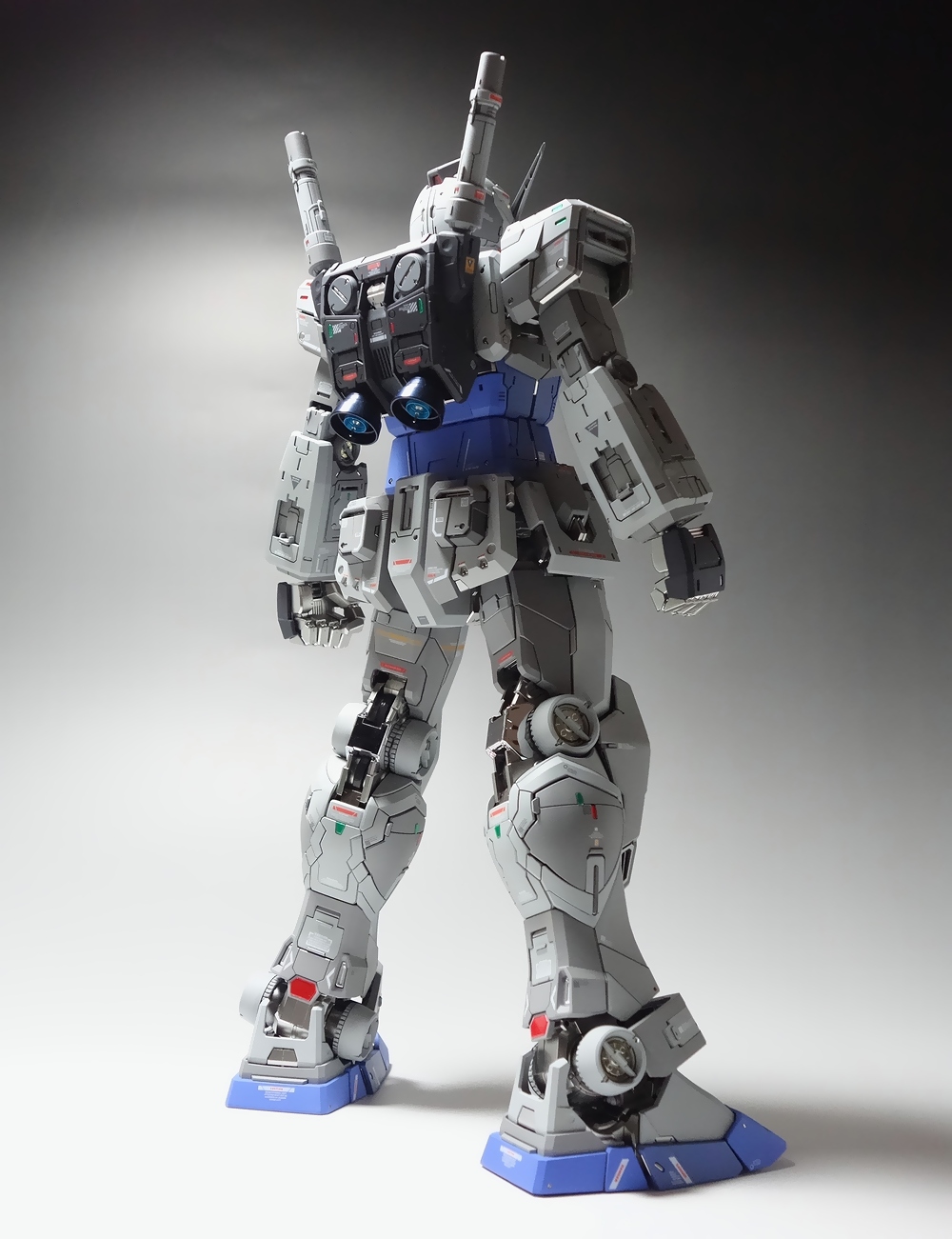 全塗装【プレミアムプラス完成品】バンダイ PG UNLEASHED 1/60 RX-78-3