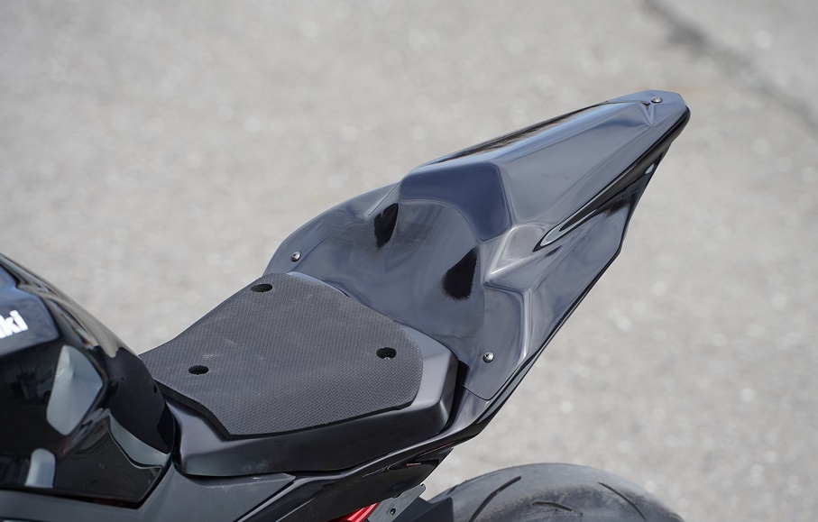 zx25r zx4rr 才谷屋 レースシート 20~ZX-25R ｼﾝｸﾞﾙｼｰﾄ/ﾚｰｽ | EIGHT