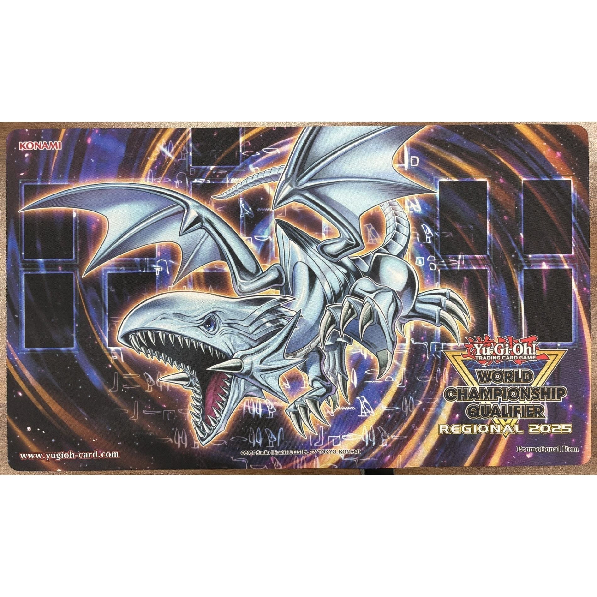 遊戯王トリシューラ プレイマットwcq2016 遊戯王トリシューラ プレイ