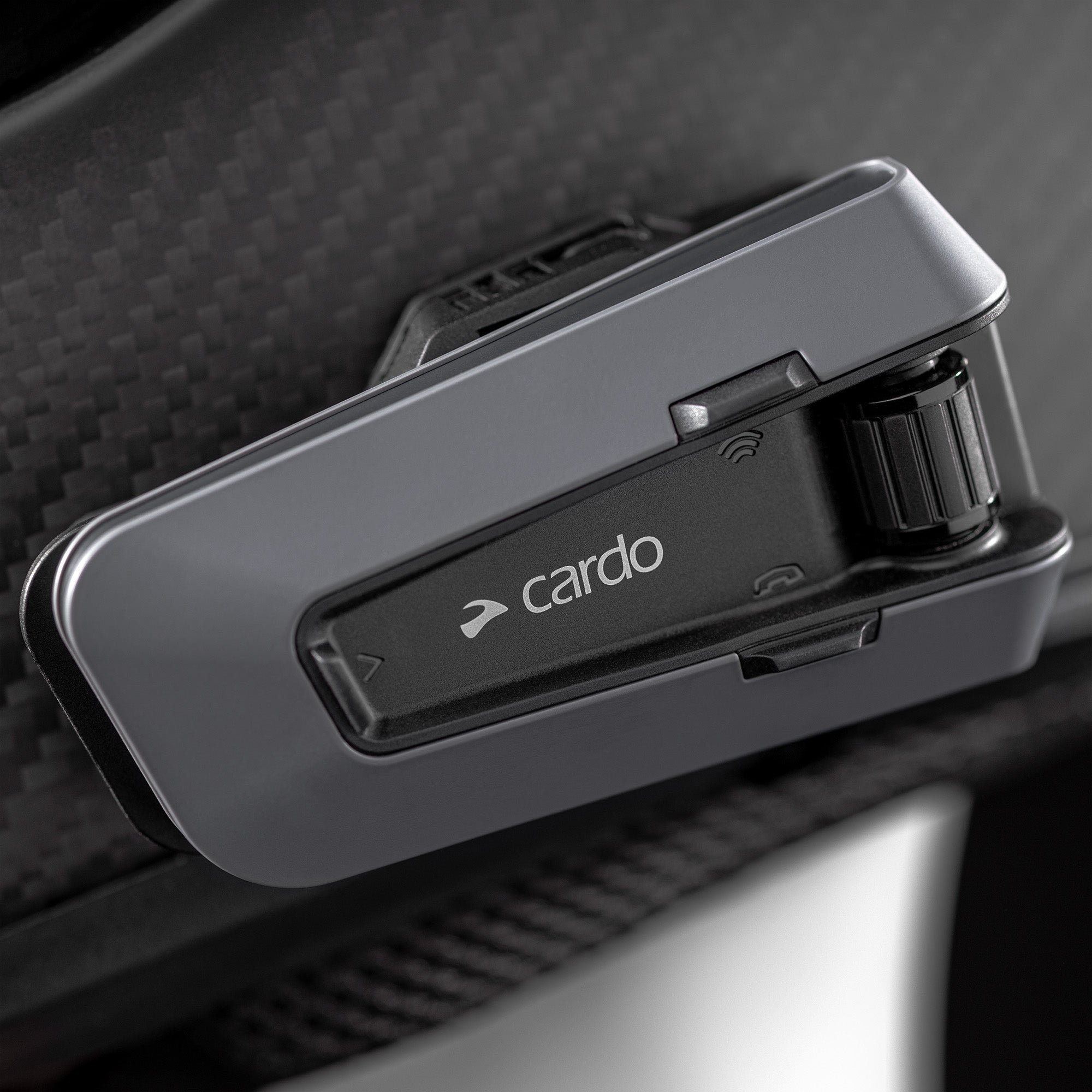 PACKTALK EDGE：Bluetoothヘッドセット | Cardo Systems