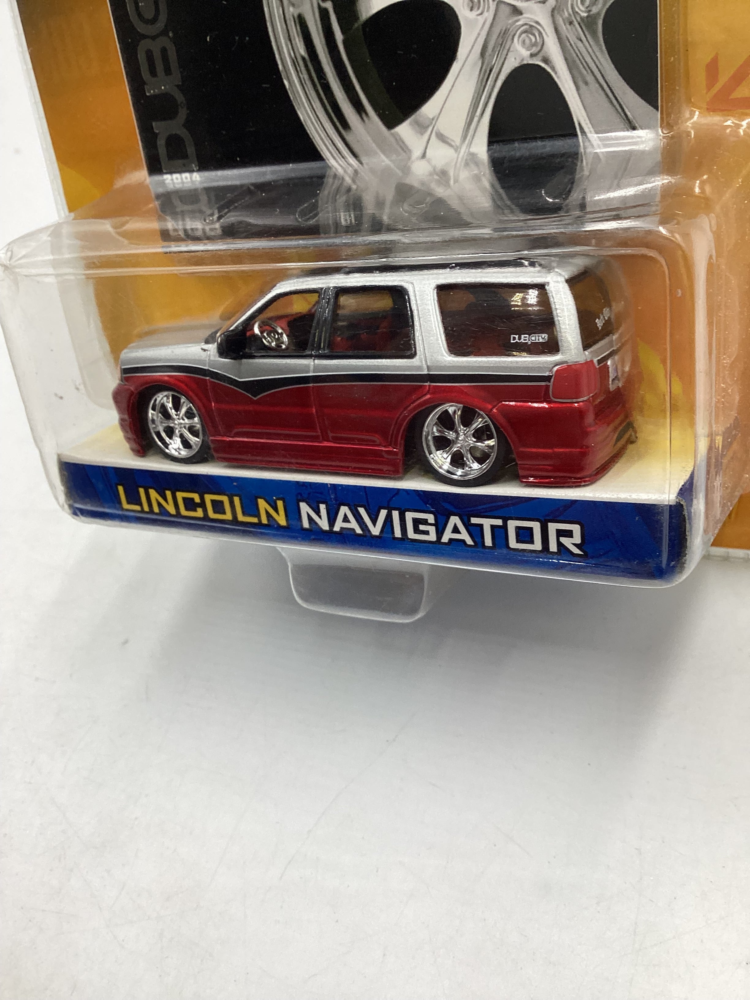 Jada Toys Dub City #068 Lincoln Navigator Red 215C – carolinasdiecast