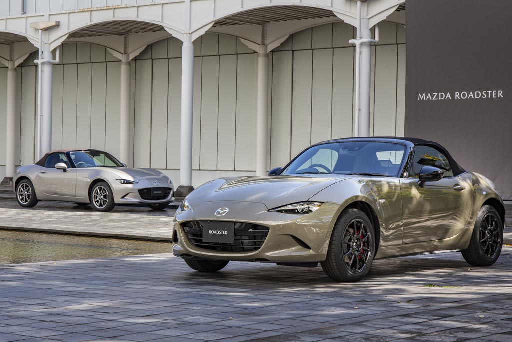 マツダ・ロードスター商品改良、特別仕様車「Brown Top」と新色