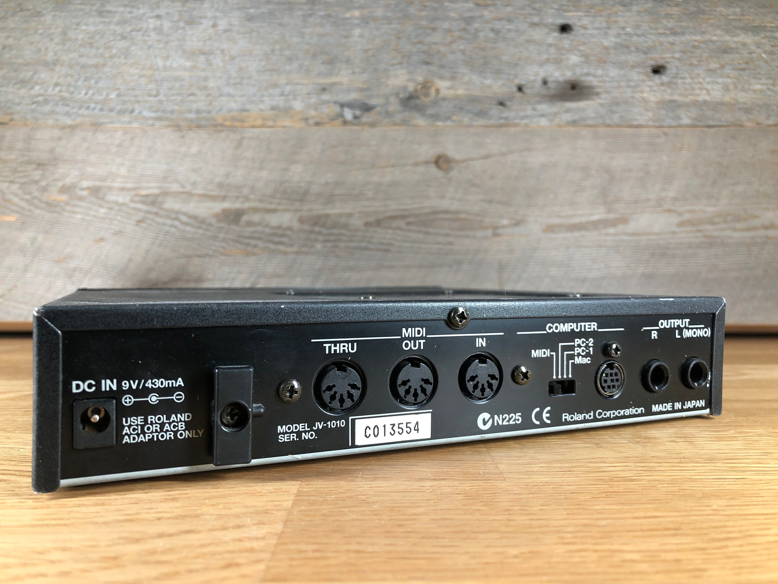 DTM・DAW Roland JV-1010 DTM・DAW Roland JV-1010 Roland JV-1010