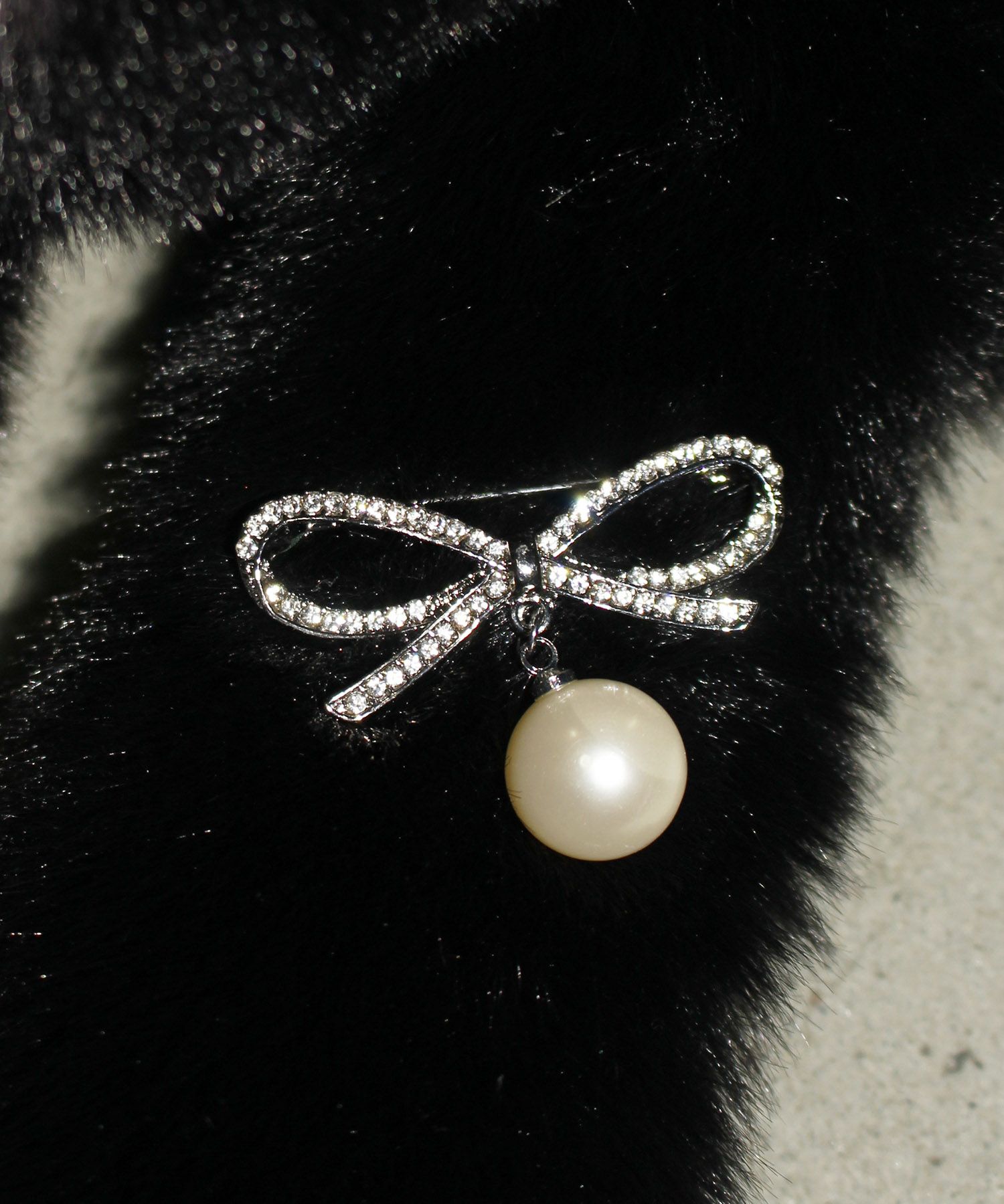 フォクシーのブローチ '' Pearl Drop '' フォクシーのブローチ