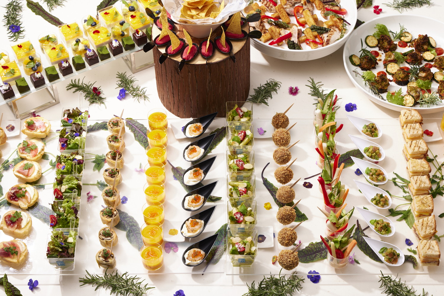 お手軽＆ボリュームあり！商談会で人気】ICONIC フィンガーフード