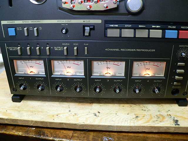 アナログ、ビートルズサウンドTEAC 22-4 オープンリール 4チャンネル