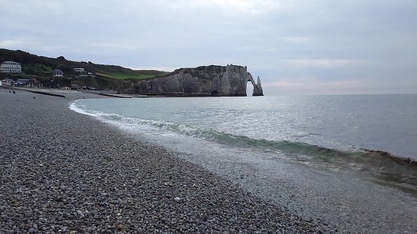 風の日エトルタ