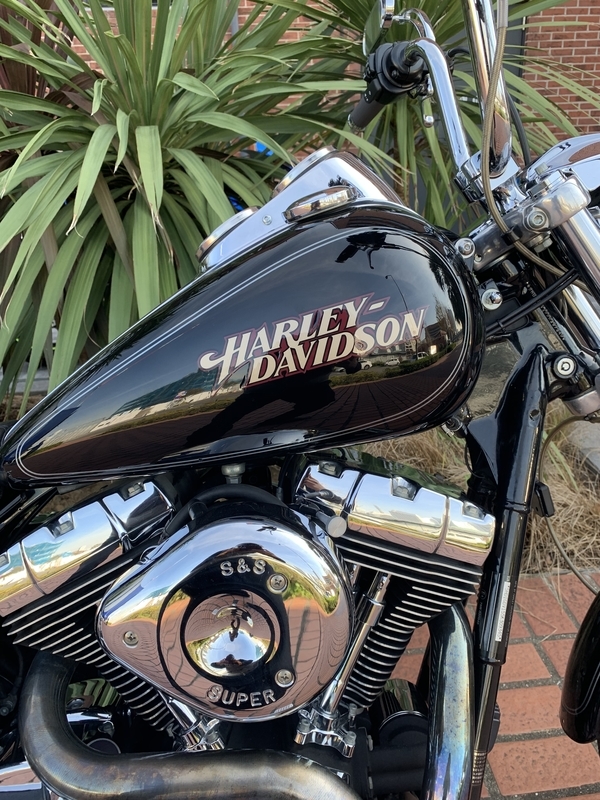 N008628タンクアップマウントキット2インチ/97年 FXDダイナ用(ハーレー