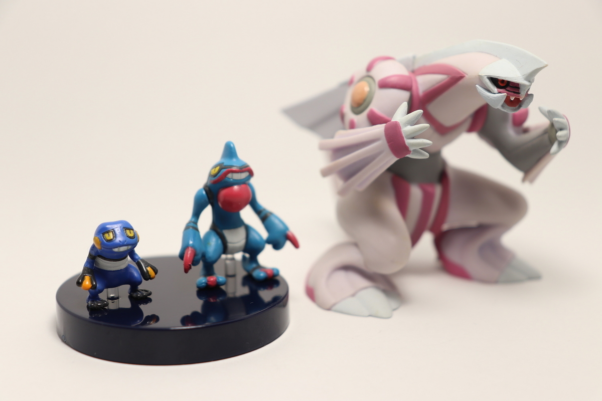 立体ポケモン図鑑 グレッグル ドクロッグ 激レア 立体ポケモン図鑑