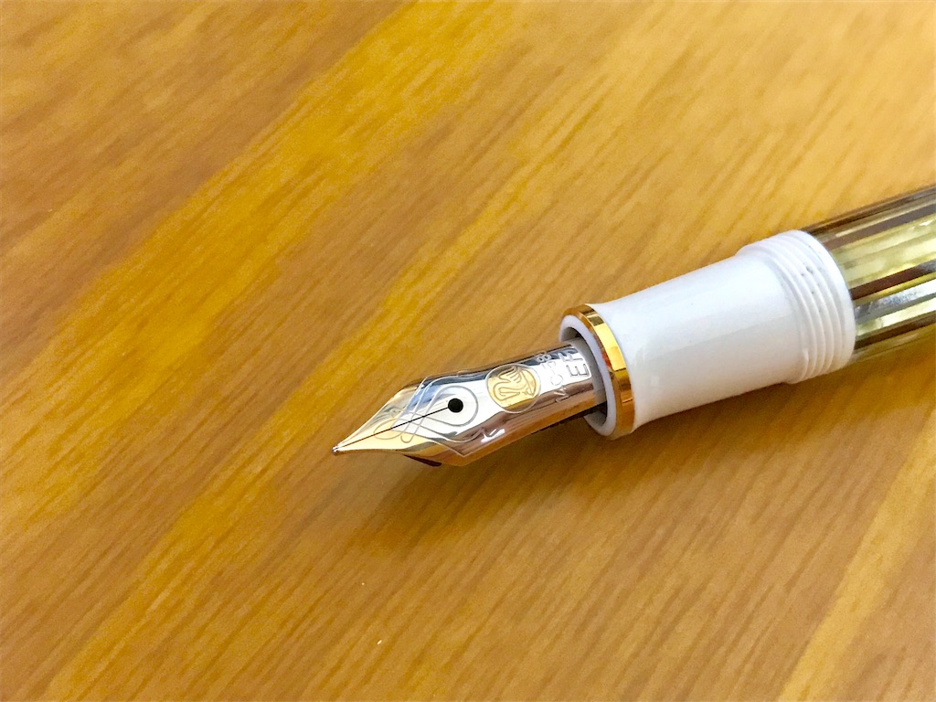 ペリカンM400 ホワイトトートイス 万年筆レビュー 写真多めでご紹介