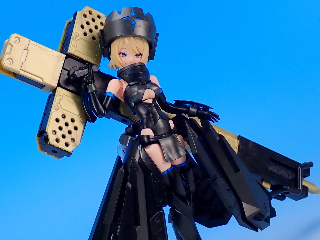 メガミデバイス BULLET KNIGHTS エクソシスト WIDOW をつくる その1