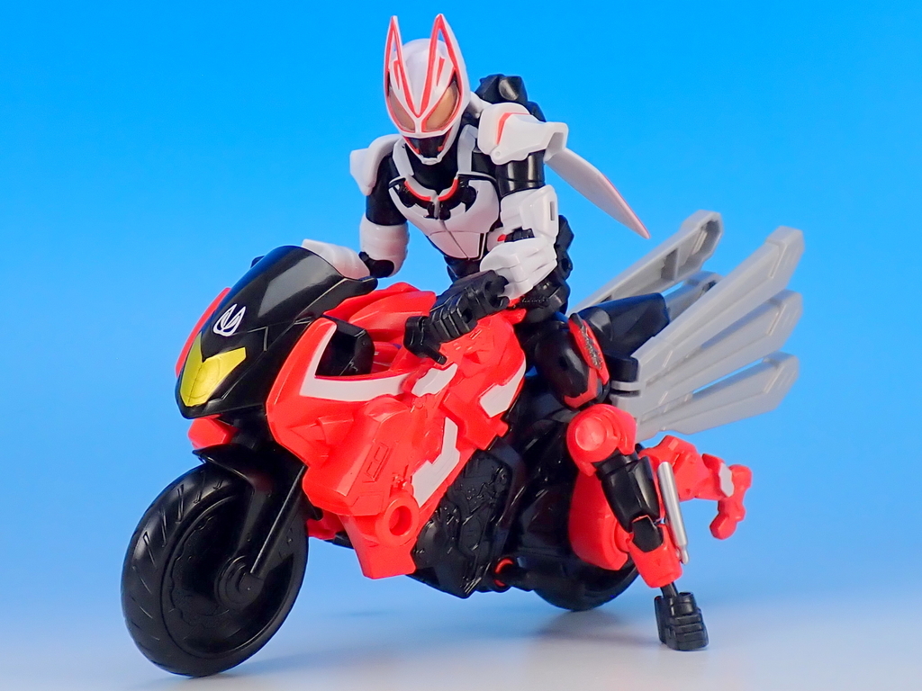 S.H.Figuarts 仮面ライダーギーツエントリー＆ブーストライカーセット