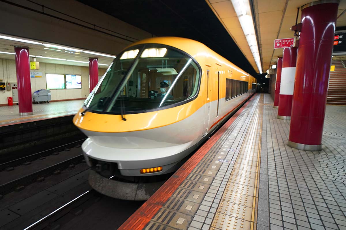 伊勢志摩ライナー デラックスカー乗車記 - 弾丸トラベルは怖くない!