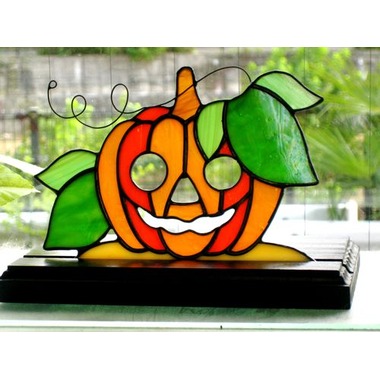 ハロウィンにオススメのステンドグラス」の件 - ステンドグラスのある