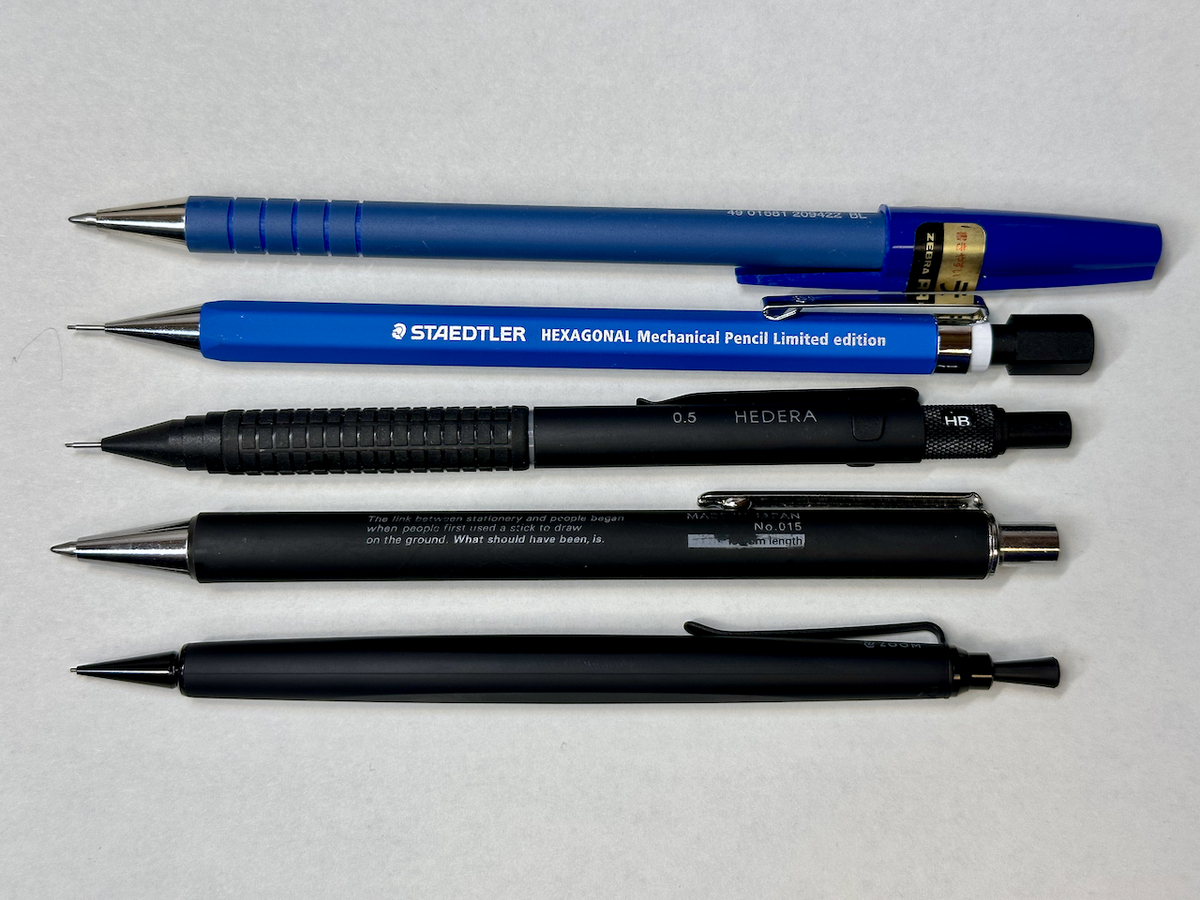 軸表面がラバーっぽいペン達 - ステーショナリー研究室日報