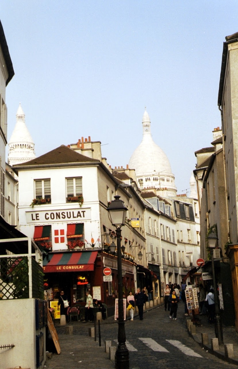 モンマルトル 路地とユトリロ - cafe mare nostrum