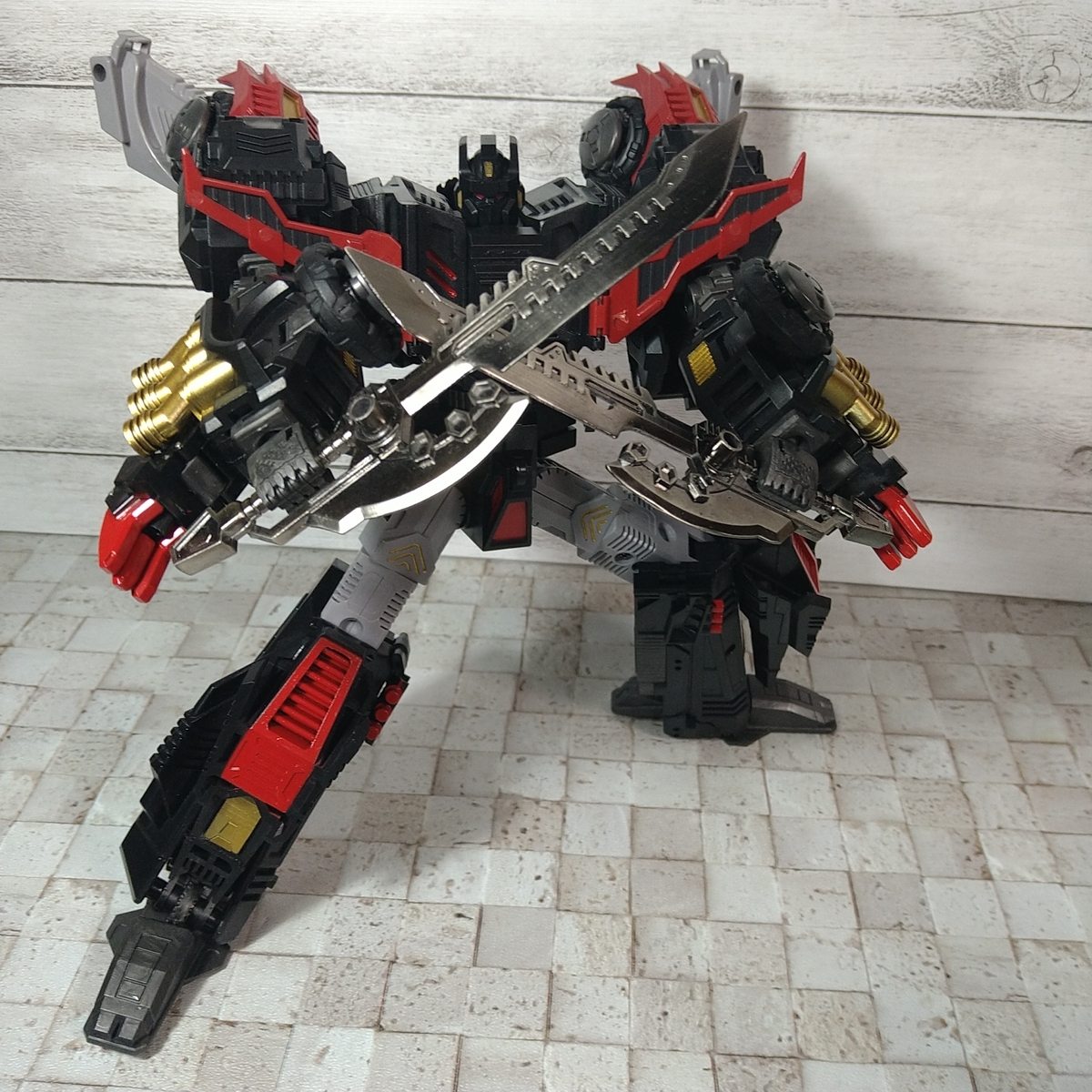 これが本当の意味でのシャドウ丸？驚異の完成度！ トランスフォーマー