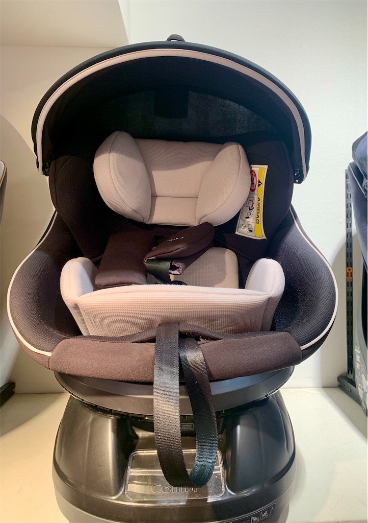 コンビクルムーヴスマート ISOFIX エッグショックNEO