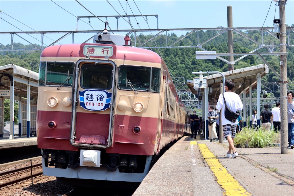 えちごトキめき鉄道の「観光急行」｜413系・455系国鉄急行が現代に甦る