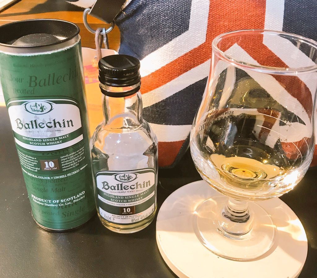 エドラダワー バレッヒェン 10年（ミニボトル） - 琥珀色の研究 －A