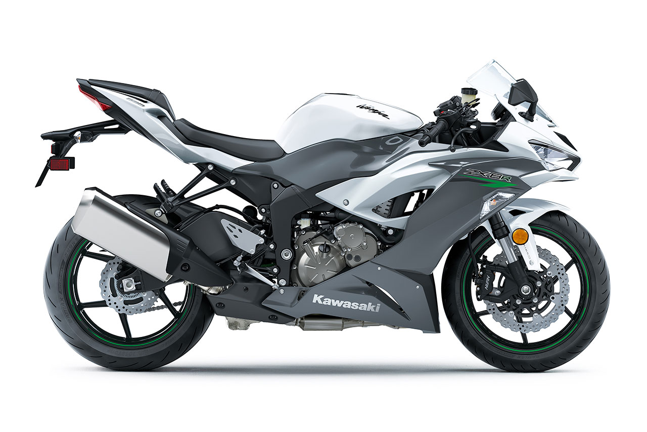 21ZX636Gaカワサキ、カラーとグラフィックを変更した2021年モデル