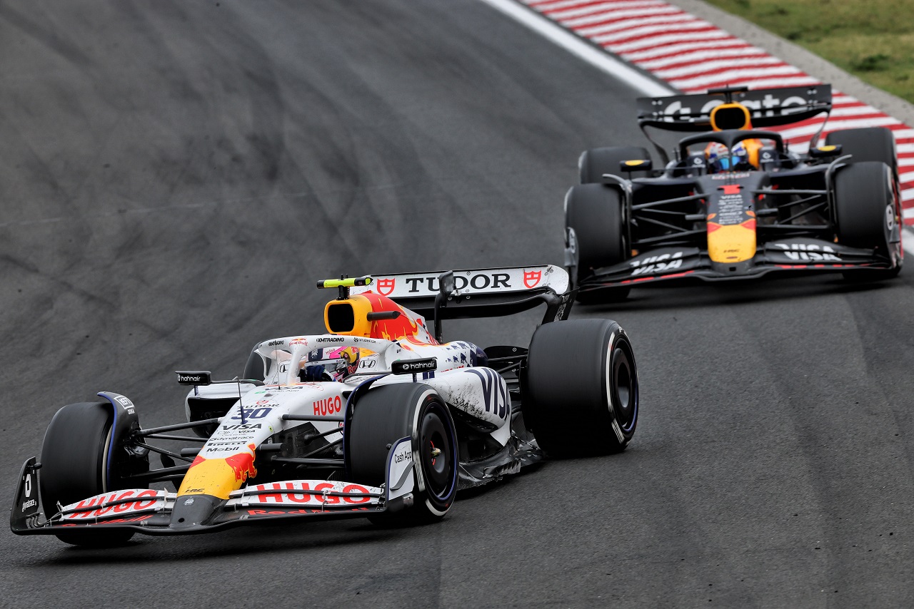 レーシングブルズのローソンがフェルスタッペンを凌ぐ8位「マックスを