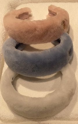 ミュウミュウ miumiu ホワイト ムートン ファー カチューシャ ヘア 白