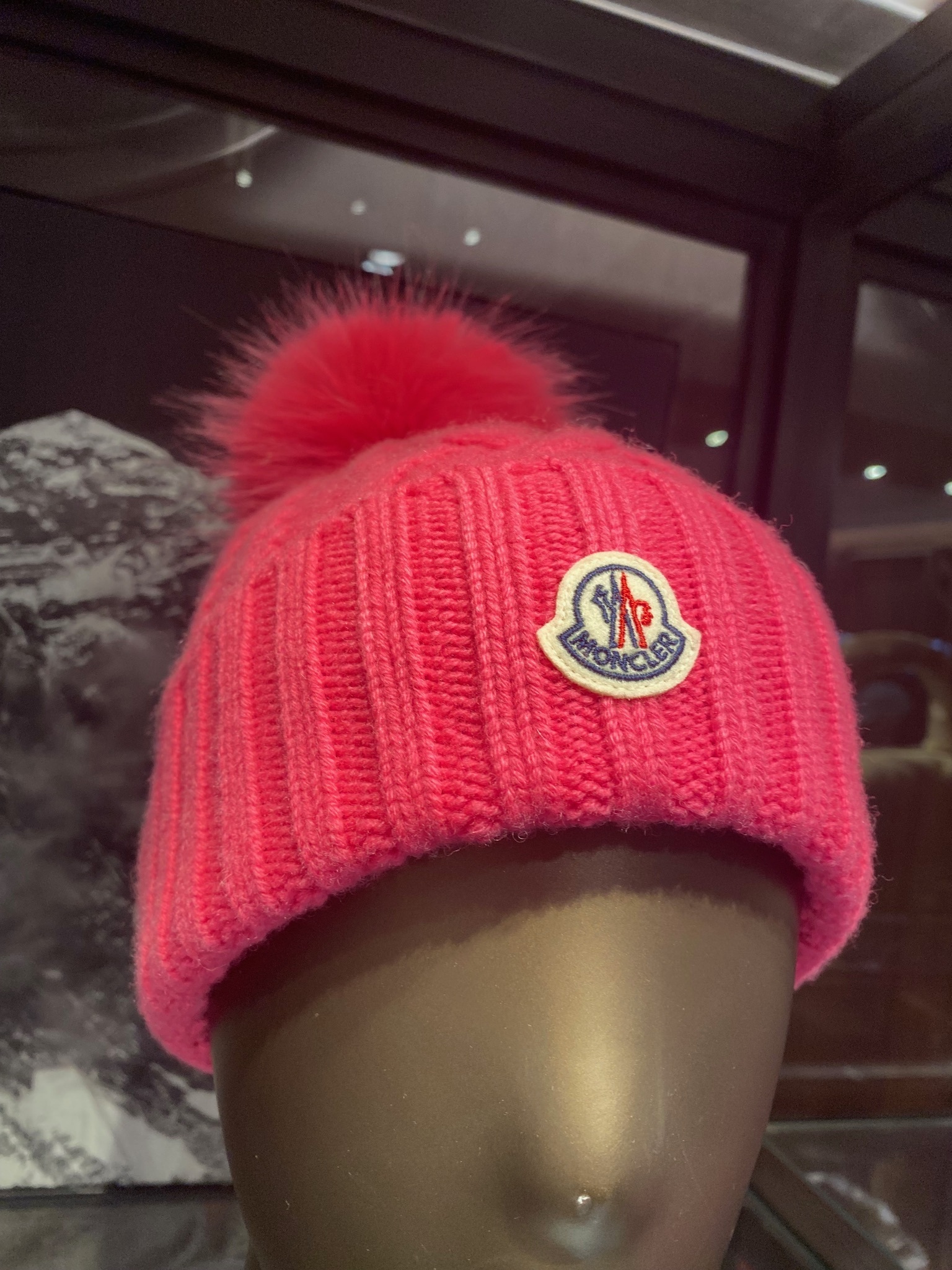 モンクレール MONCLER 人気 ニットキャップ ニット帽 ピンク