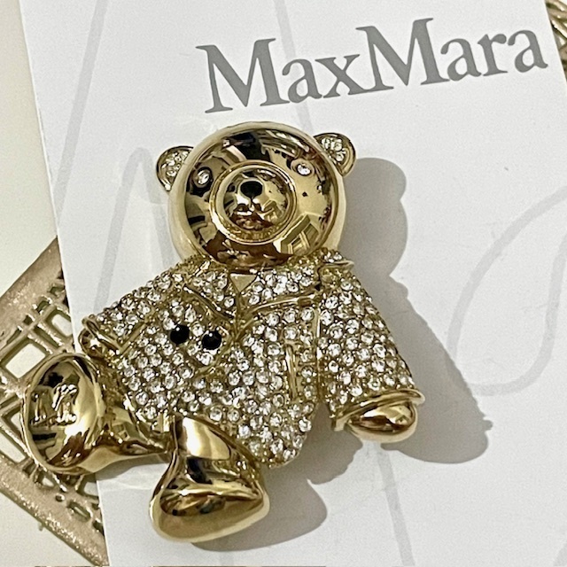 入手困難Max Mara テディベア ブローチ 大人気ブローチ】MAX MARA