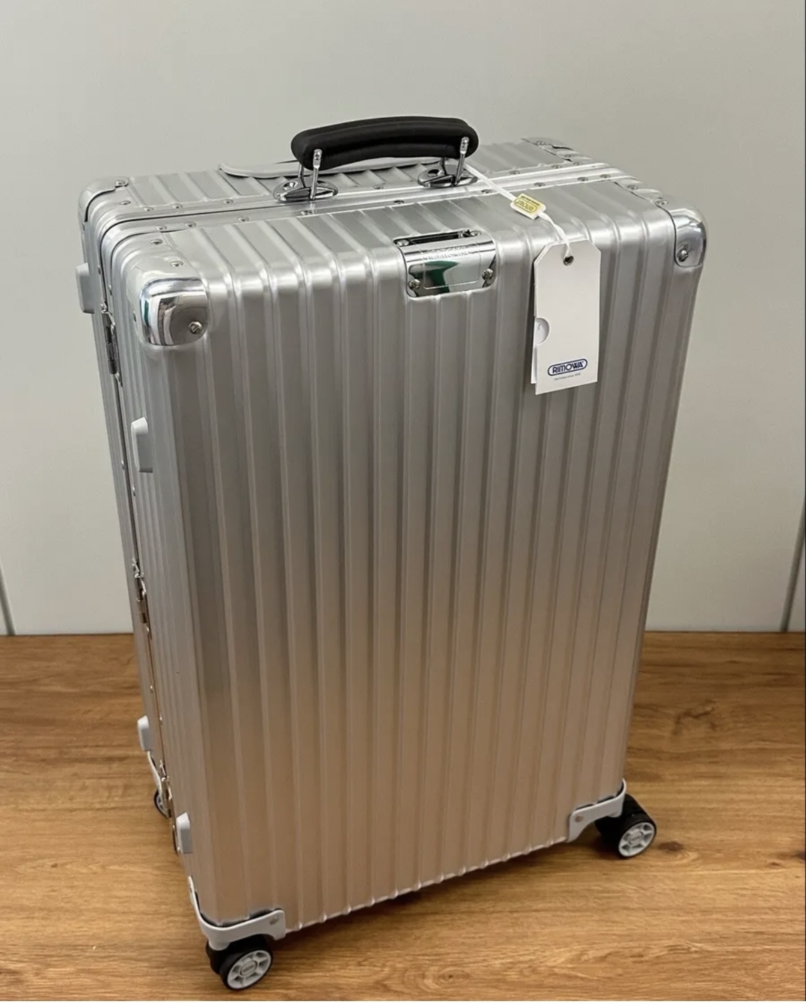 RIMOWA】Classic Flight Check-In M 60L アルミニウム (RIMOWA/スーツ