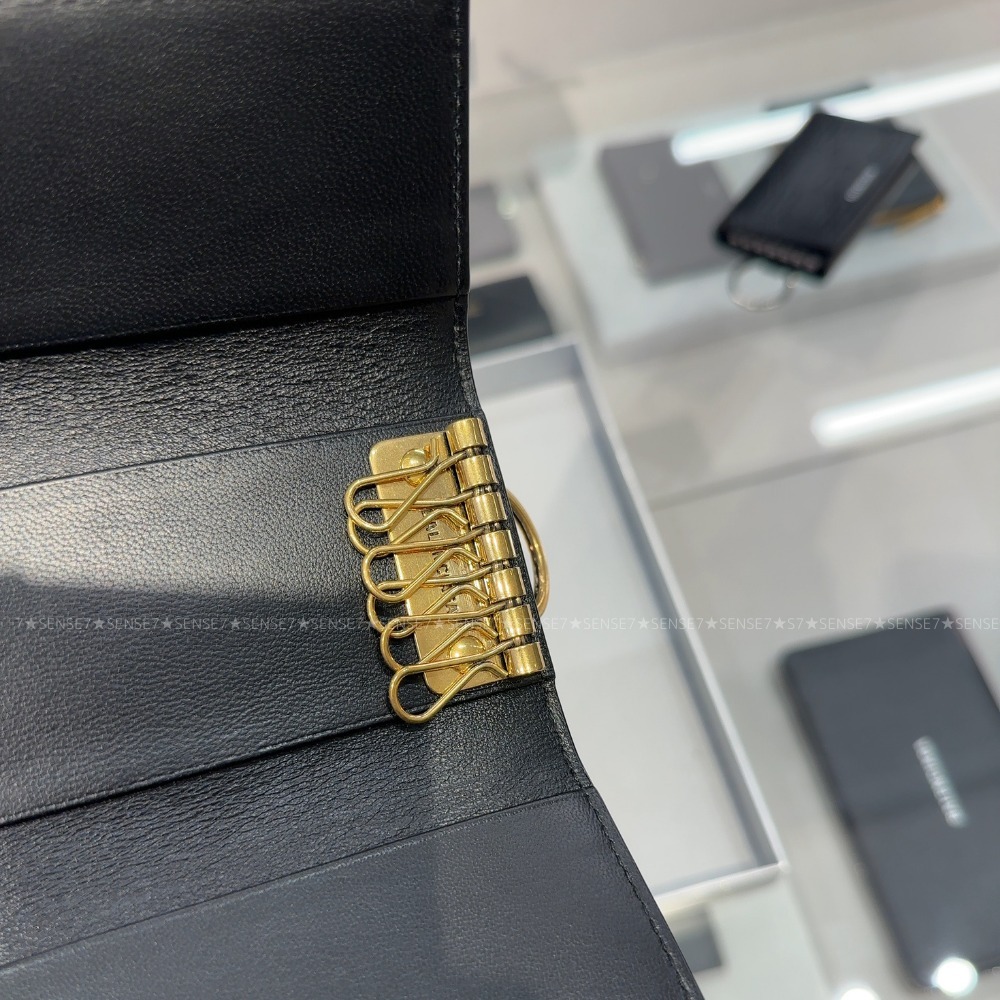 国内即発 完売必至【BALENCIAGA】6連 モノグラム キーケース