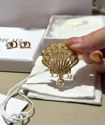 ブローチ Dior(ディオール) アクセサリー(レディース) - ブランド通販