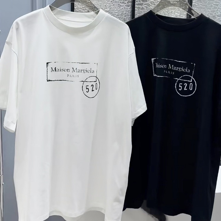 最終お値下げ⭐︎25年最新作⭐︎メゾンマルジェラ520スタンププリントT