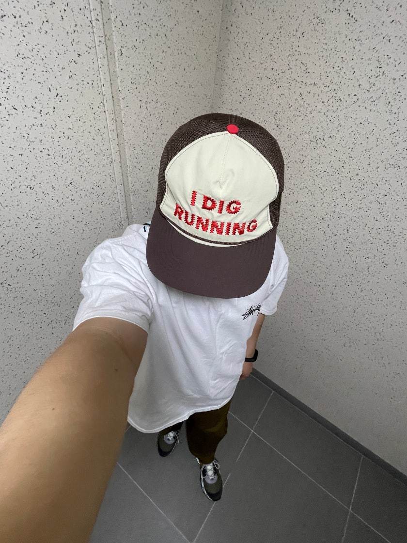 Alex Zono】I Dig Running Trucker Hat OG Brown キャップ (キャップ