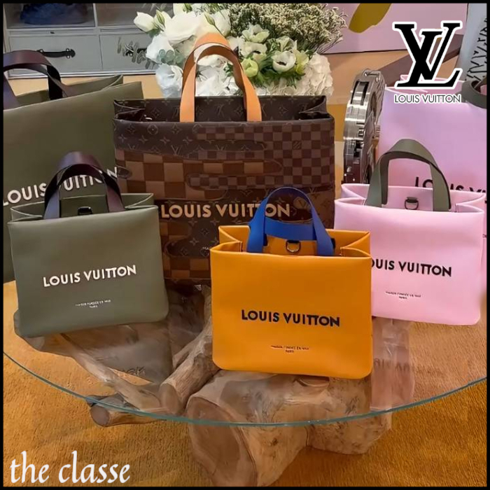 万能ミニ！】程よいサイズ感◎LouisVuittonショッパー・トート