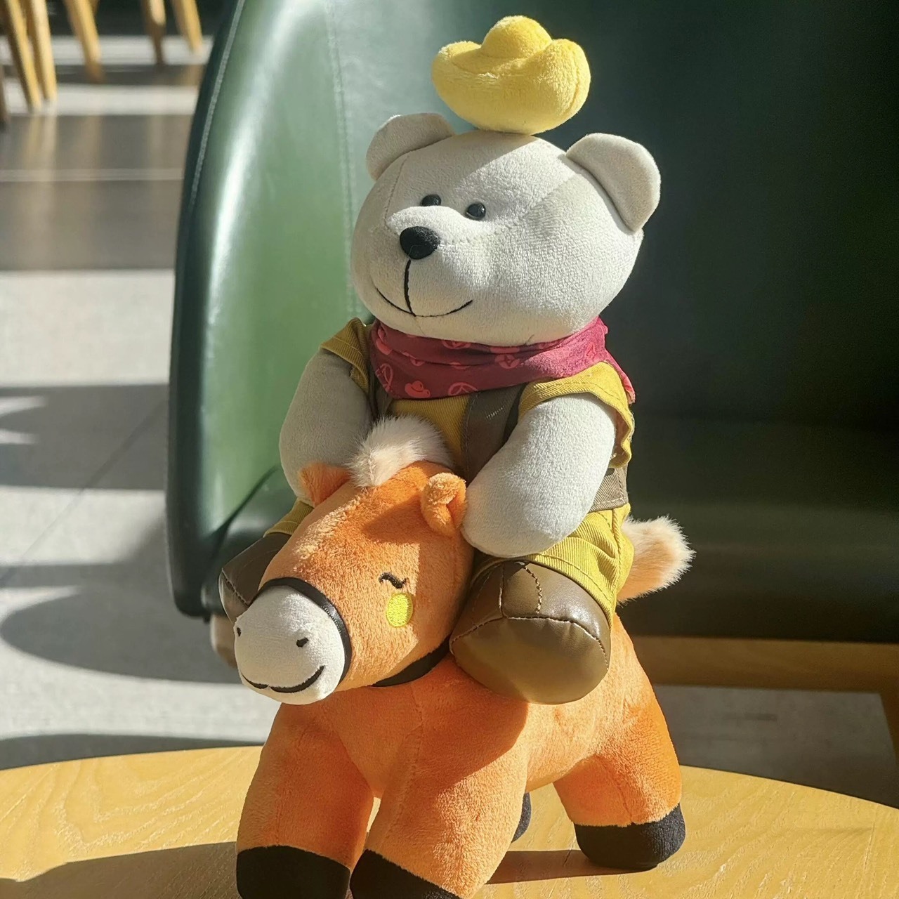 スターバックス 海外 台湾 ベアリスタ 熊 馬 干支 2026 ぬいぐるみ