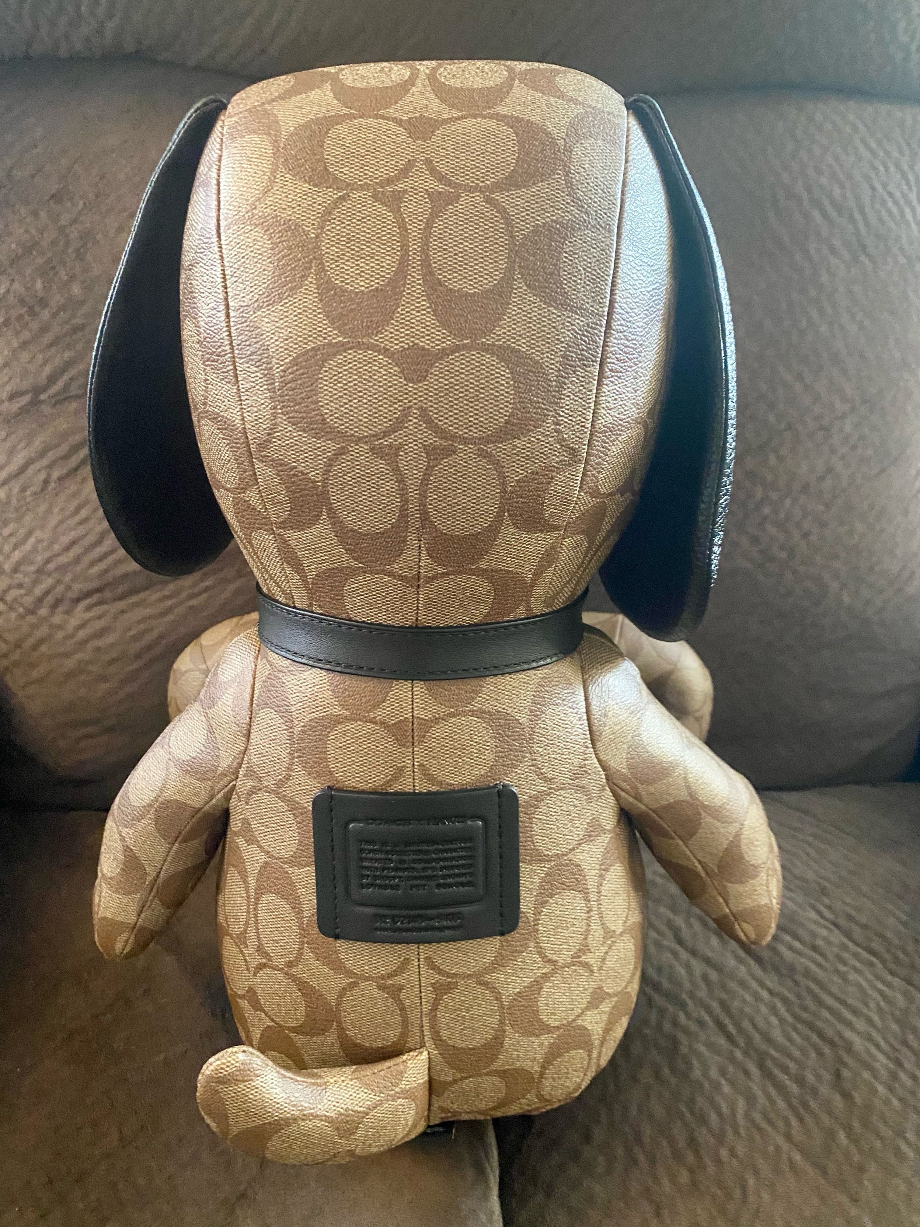 Coach X Peanuts 超レア! 本革 Collectible スヌーピー 在庫有 (Coach