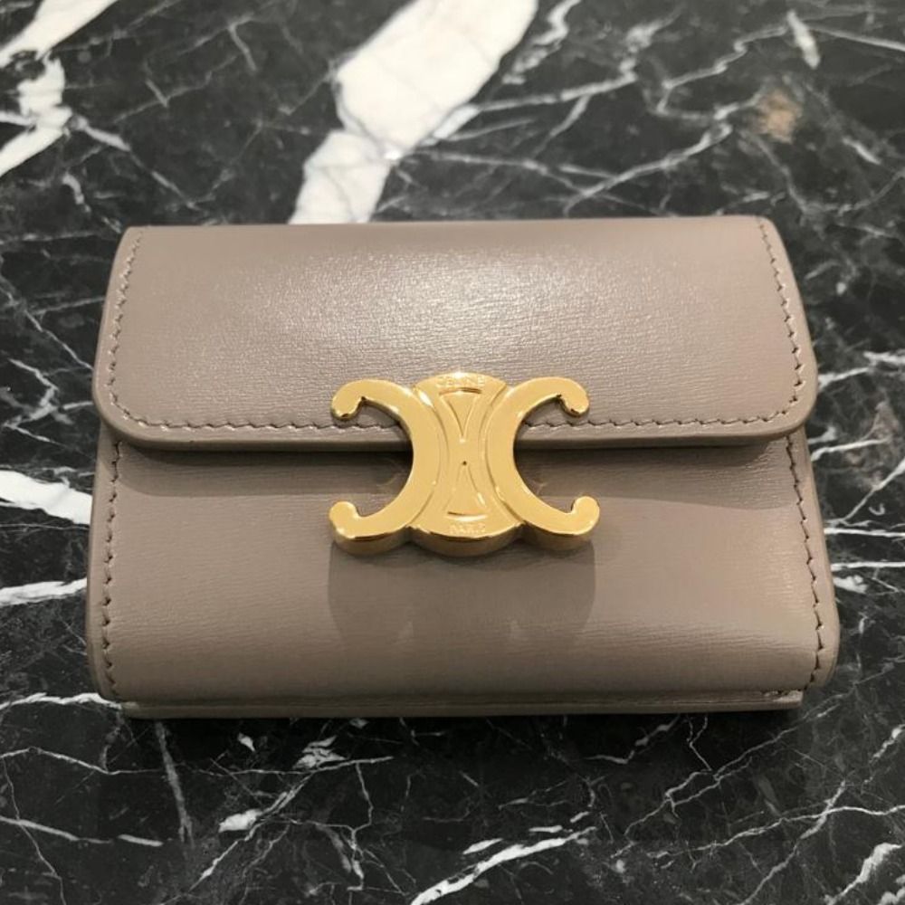 本物保証/CELINE コンパクトウォレット トリオンフ 人気 (CELINE