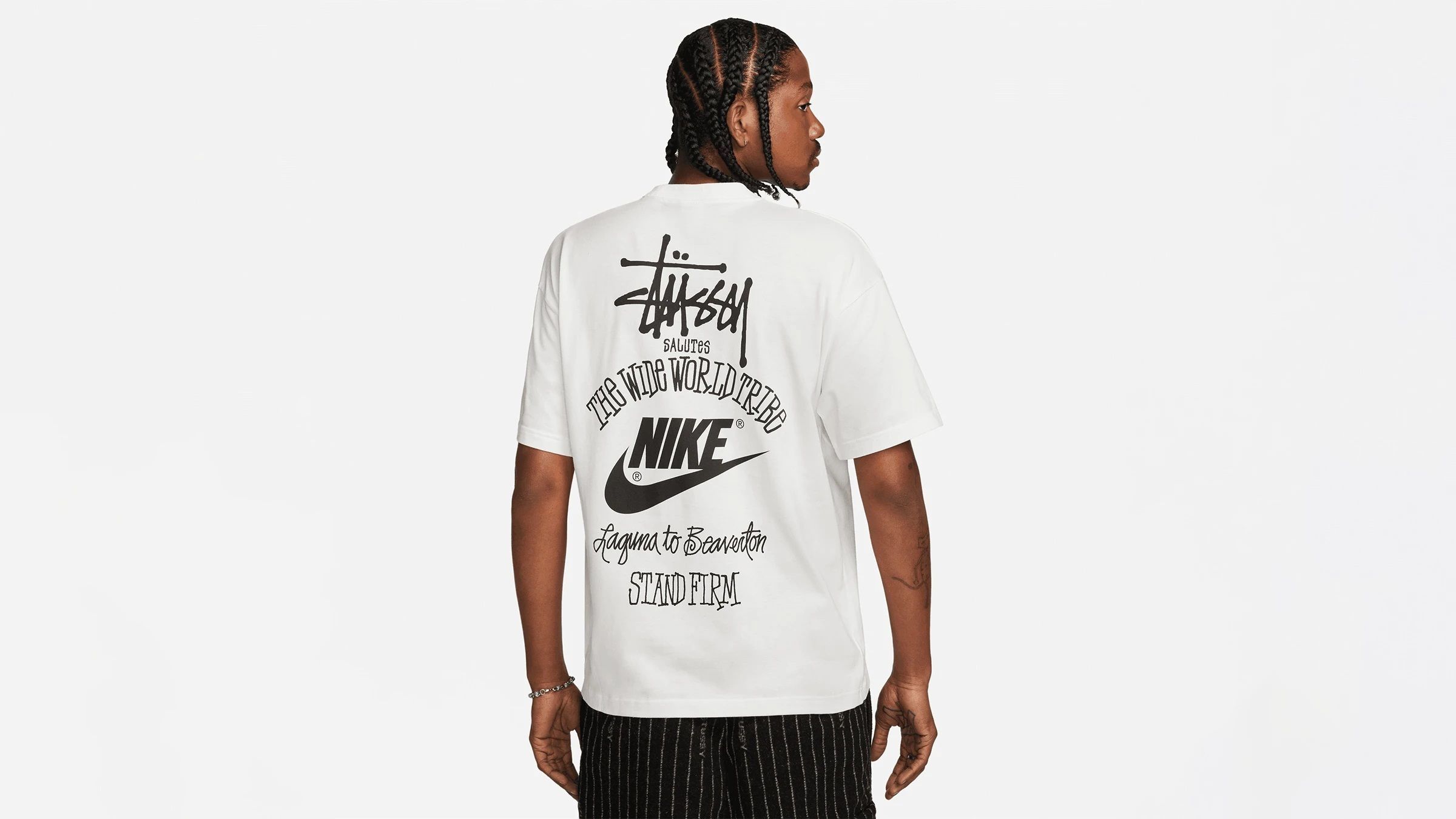 コラボ Nike x Stussy The Wide World Tribe T-Shirt (Nike/Tシャツ