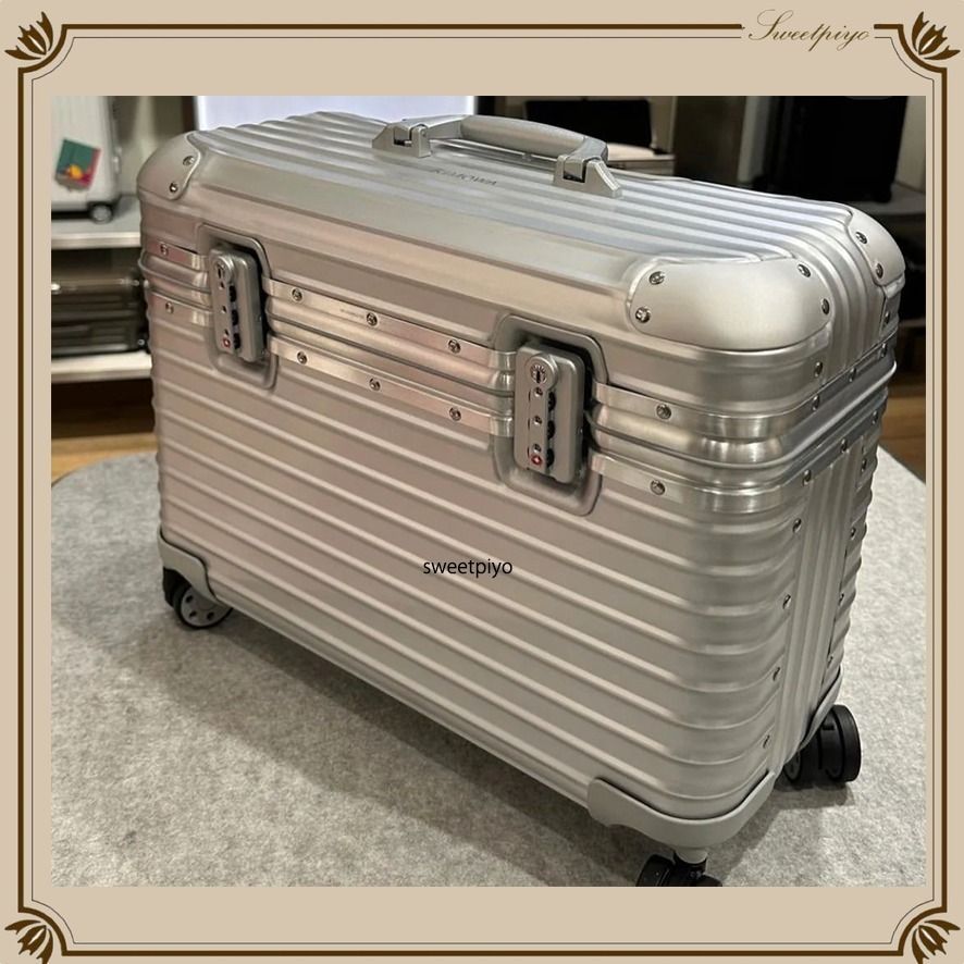 新作】RIMOWA リモワ☆パイロット スーツケース 通勤 旅行に♪ (RIMOWA