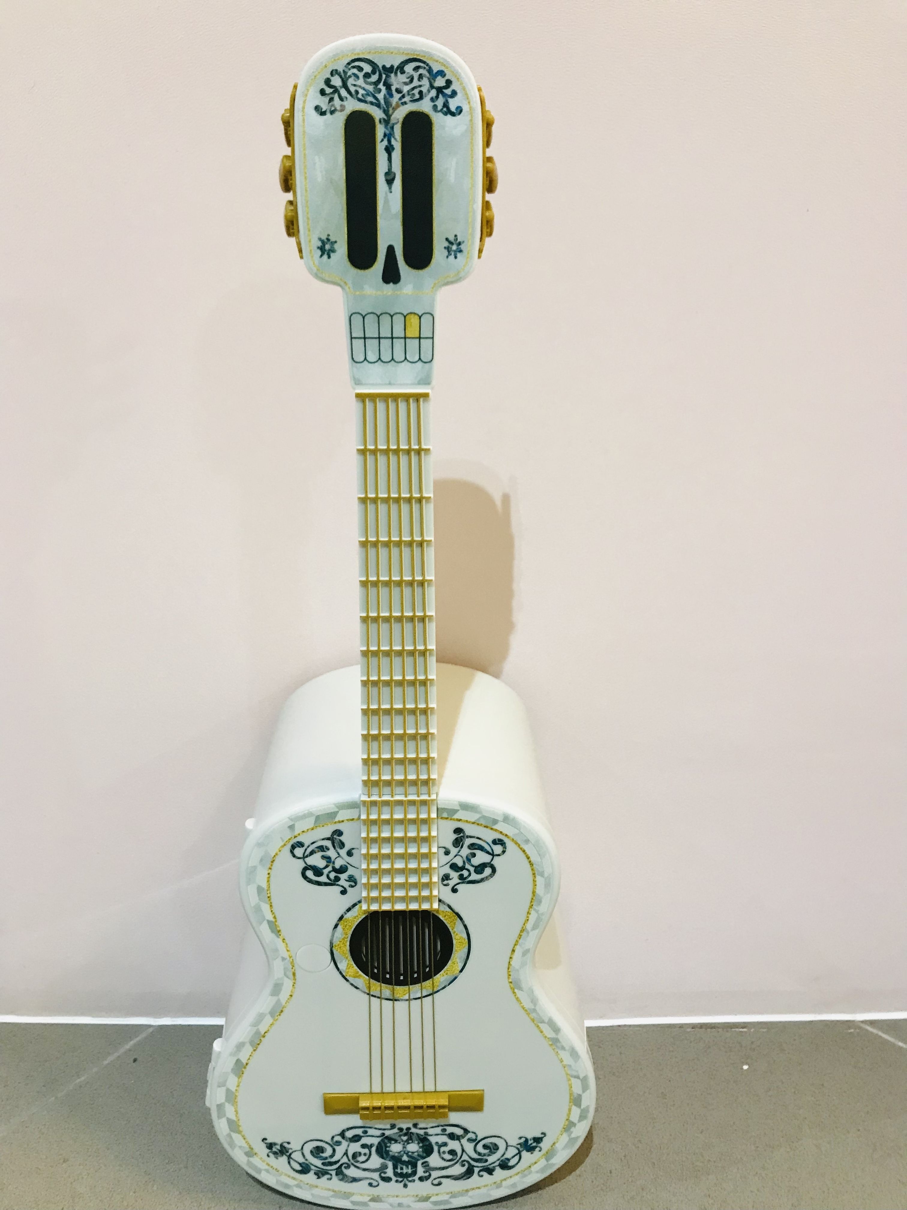 ディズニー リメンバーミー ミゲルギター ポップコーン Disney×PIXAR