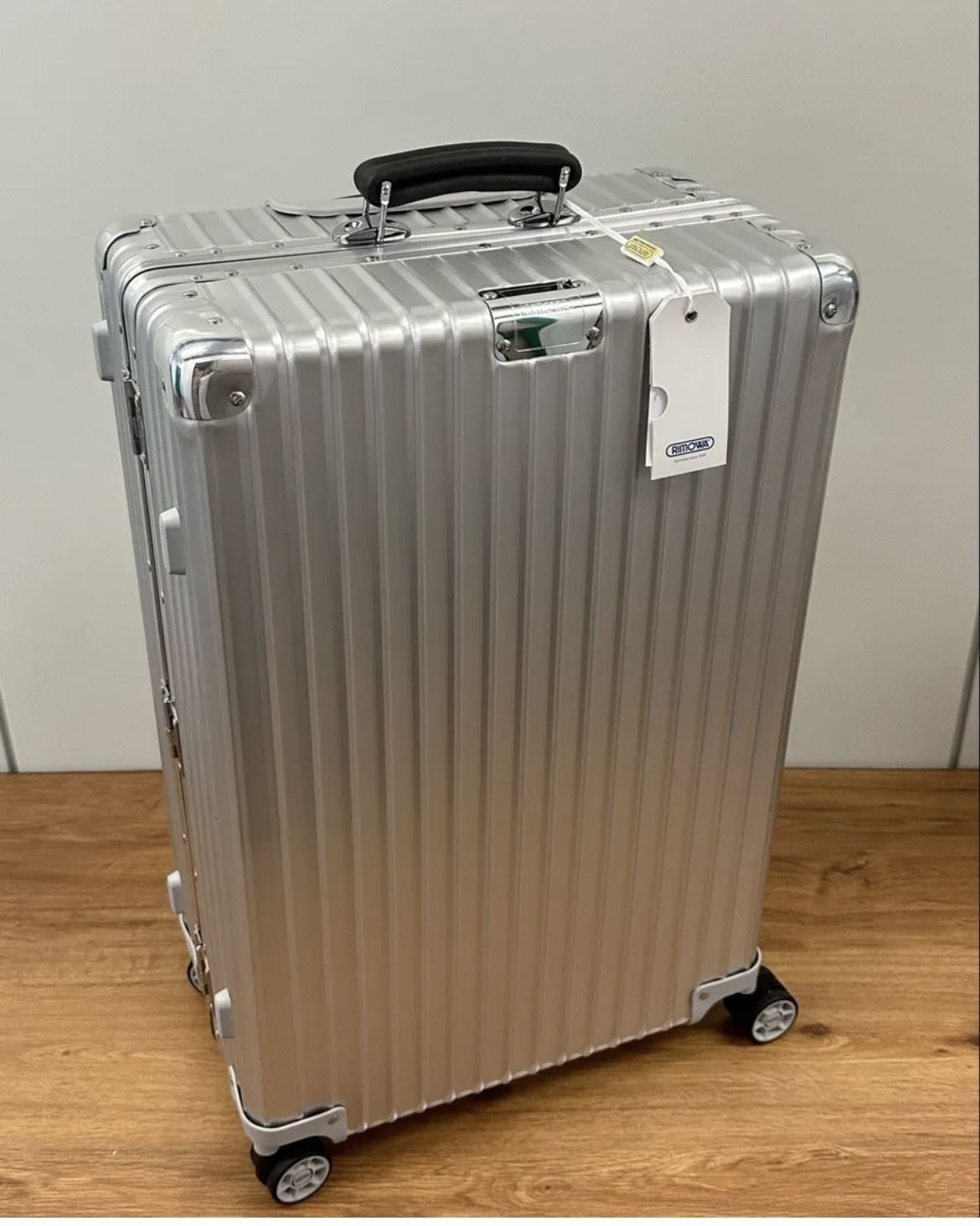 RIMOWA】Classic Flight Check-In M 60L アルミニウム (RIMOWA/スーツ